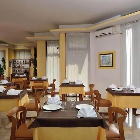 Due Pavoni 3* Pesaro