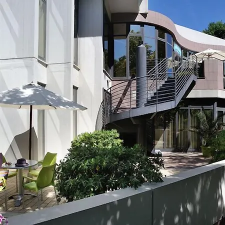 Due Pavoni 3* Pesaro