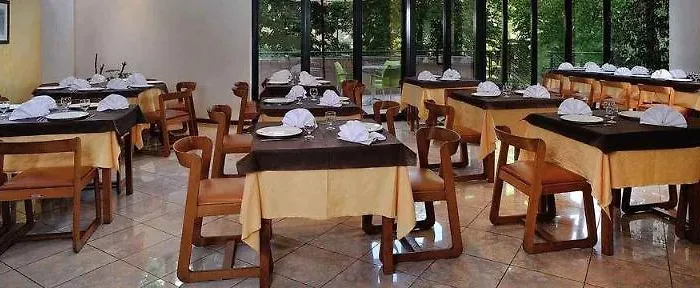 Otel Due Pavoni Pesaro